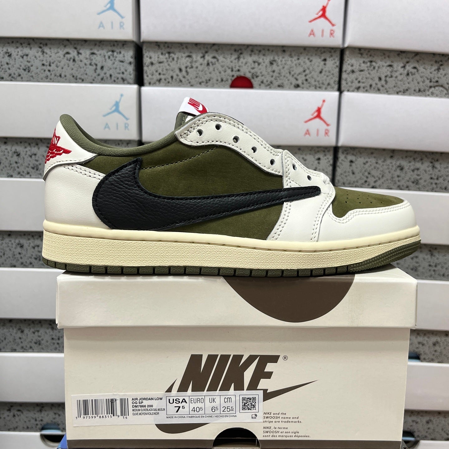 Air Jordan 1 Low Travis Scott Medium Reverse Olive