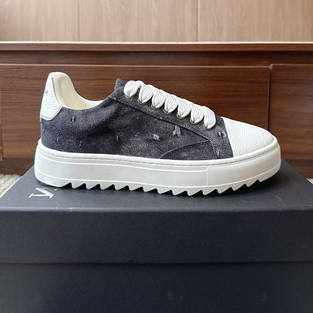 Numeris Atelier 'Thrashed Denim'