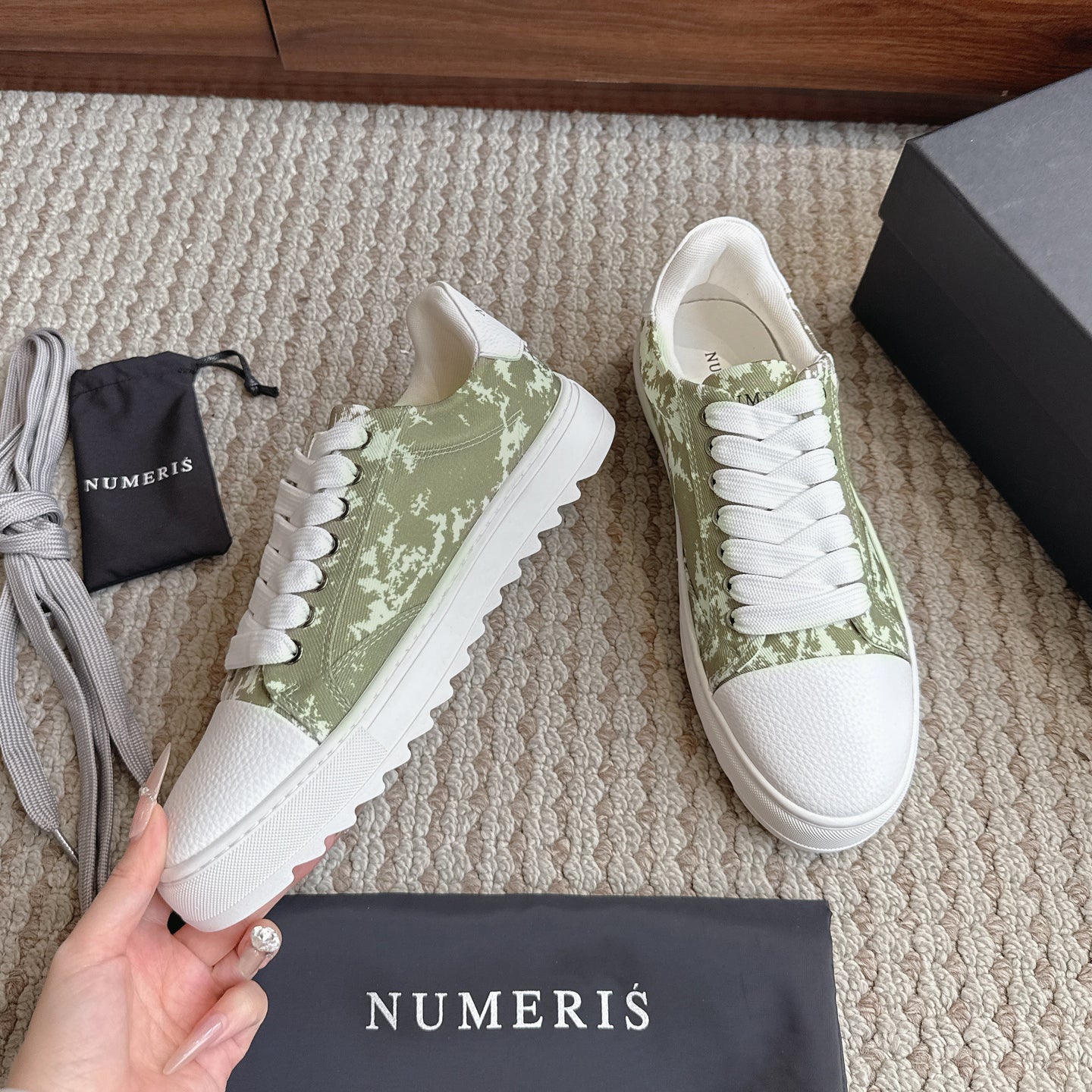 Numeris Atelier 'Olive'