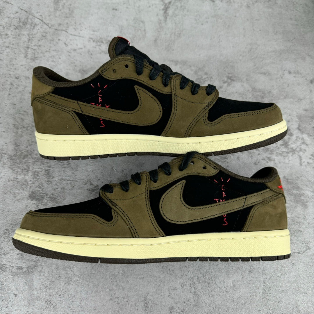 Air Jordan 1 Retro Low OG SP Travis Scott