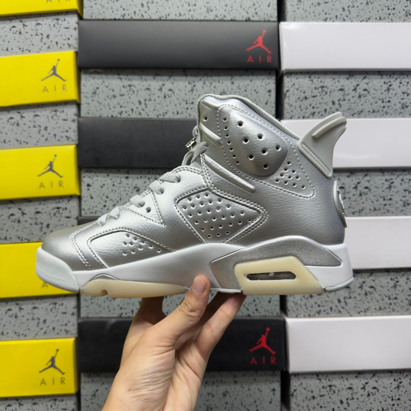 Paris Saint-Germain x Air Jordan 6 Retro 'Silver'