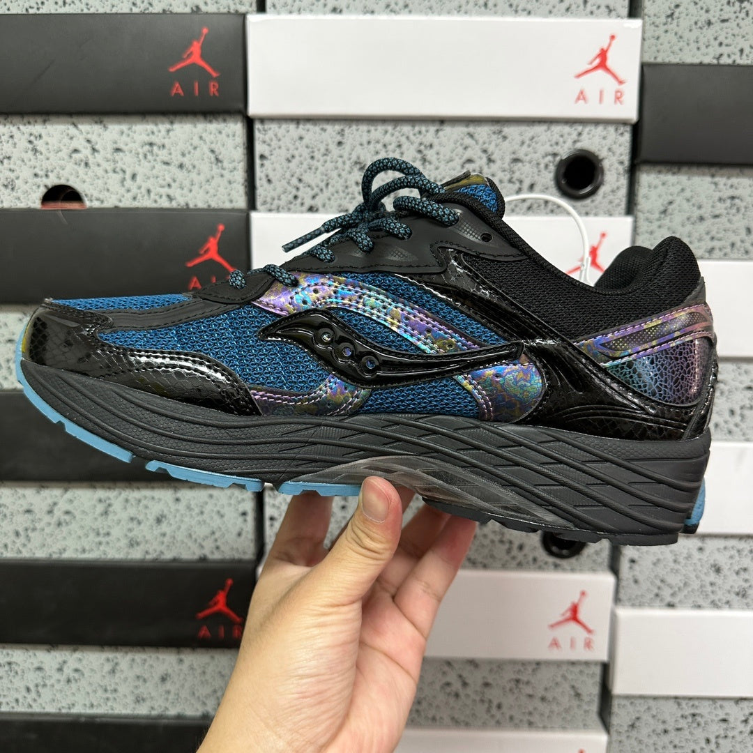 Saucony ProGrid Omni 9 'Glowaconstrictor Pack - Black'