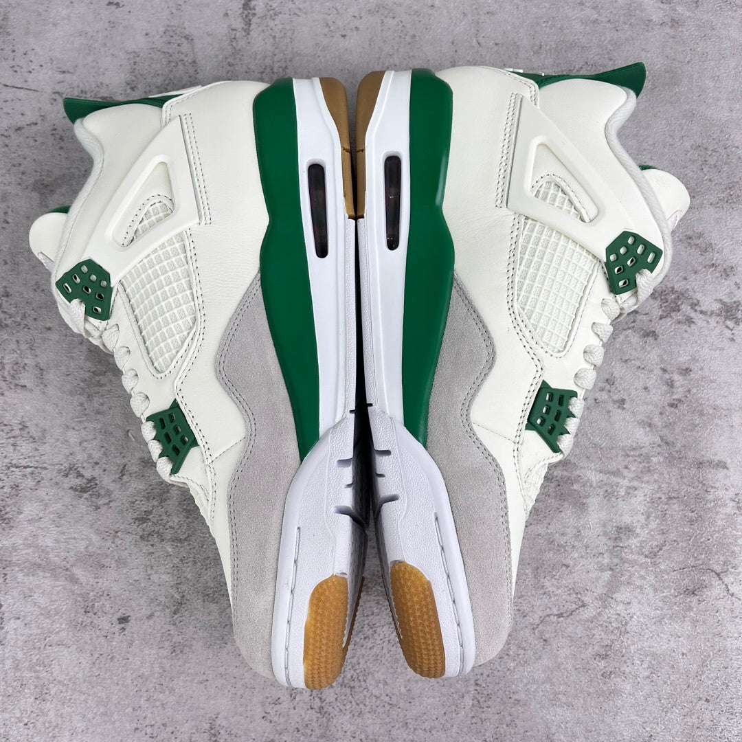 Nike SB x Air Jordan 4 Retro SP 'Pine Green'