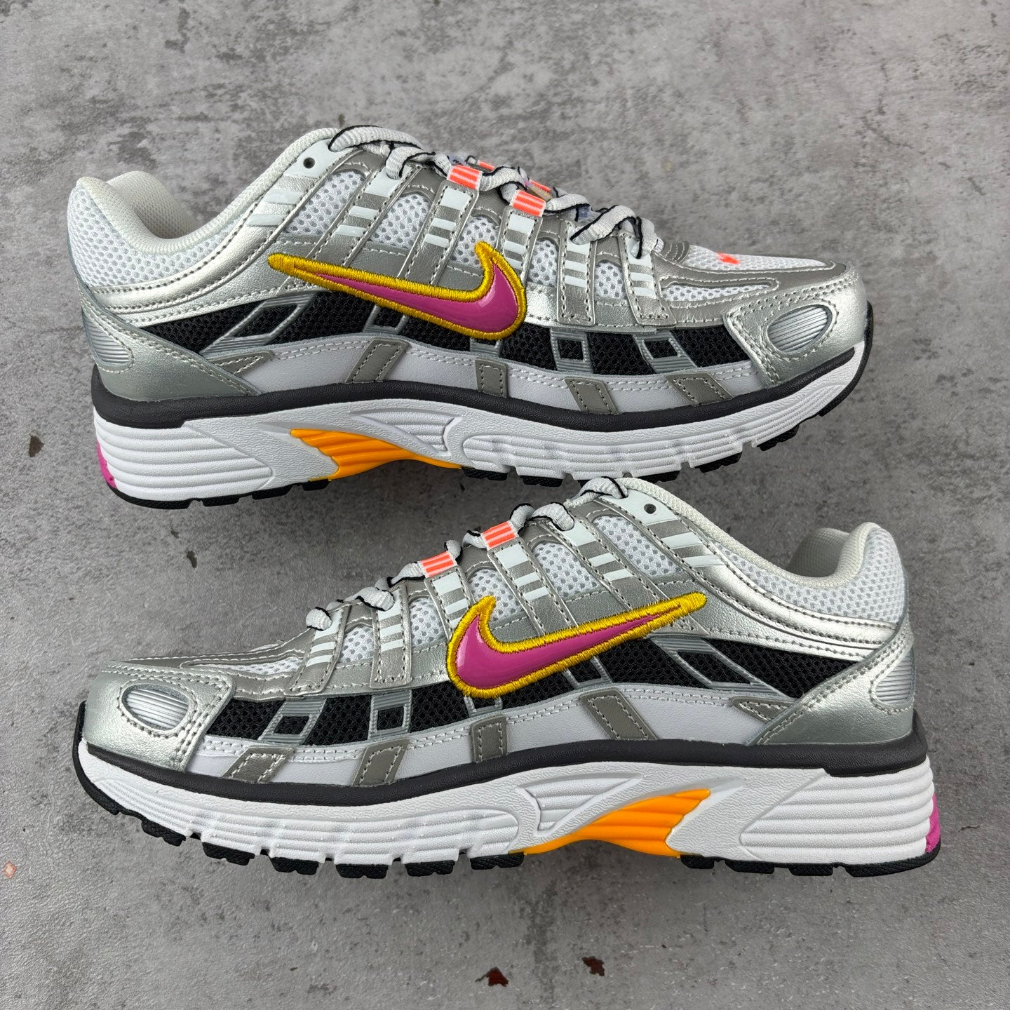 Nike Wmns P-6000 'Laser Fuchsia'