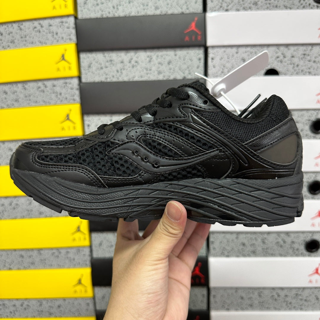 Saucony ProGrid Omni 9 'Armor Pack - Black'