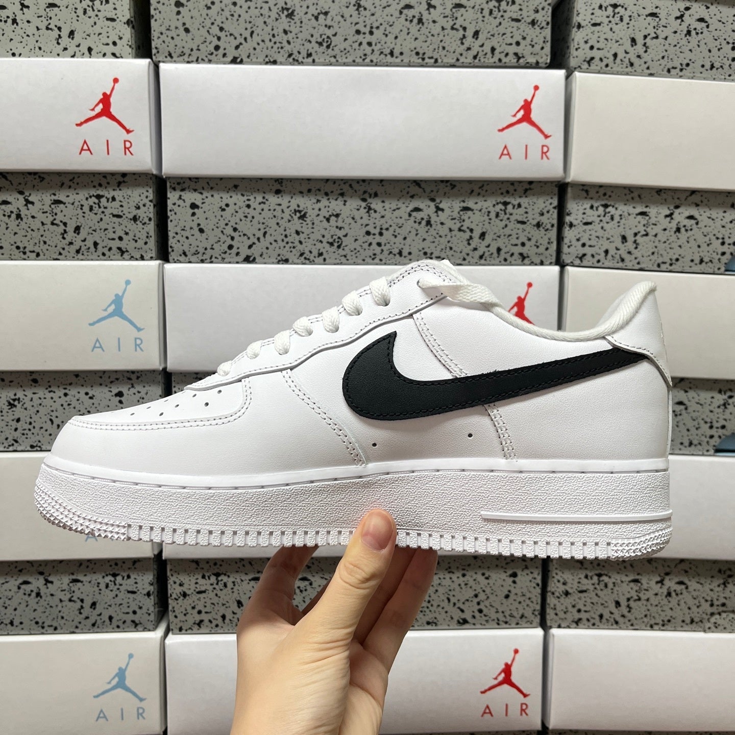 Nike Air Force 1 Low Supreme White Black