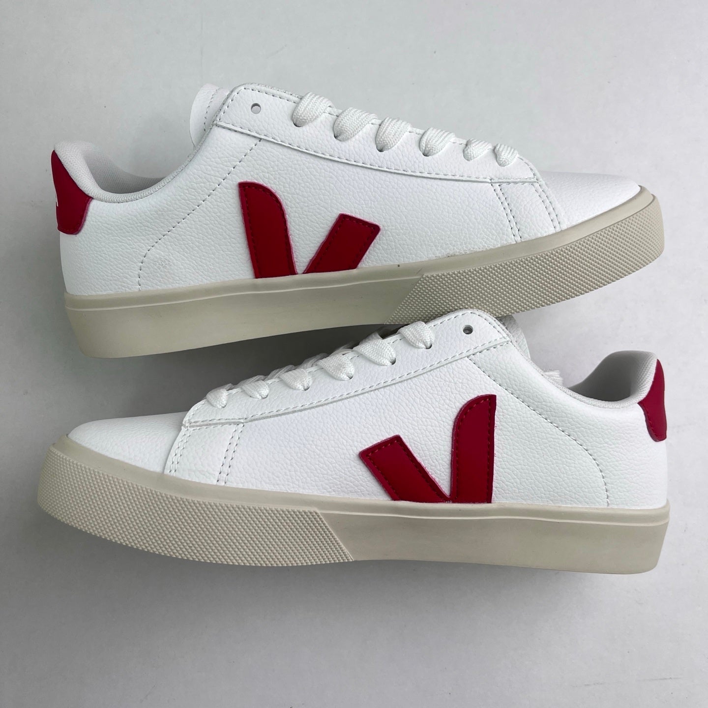 Veja Campo Low Chromefree 'White Red'