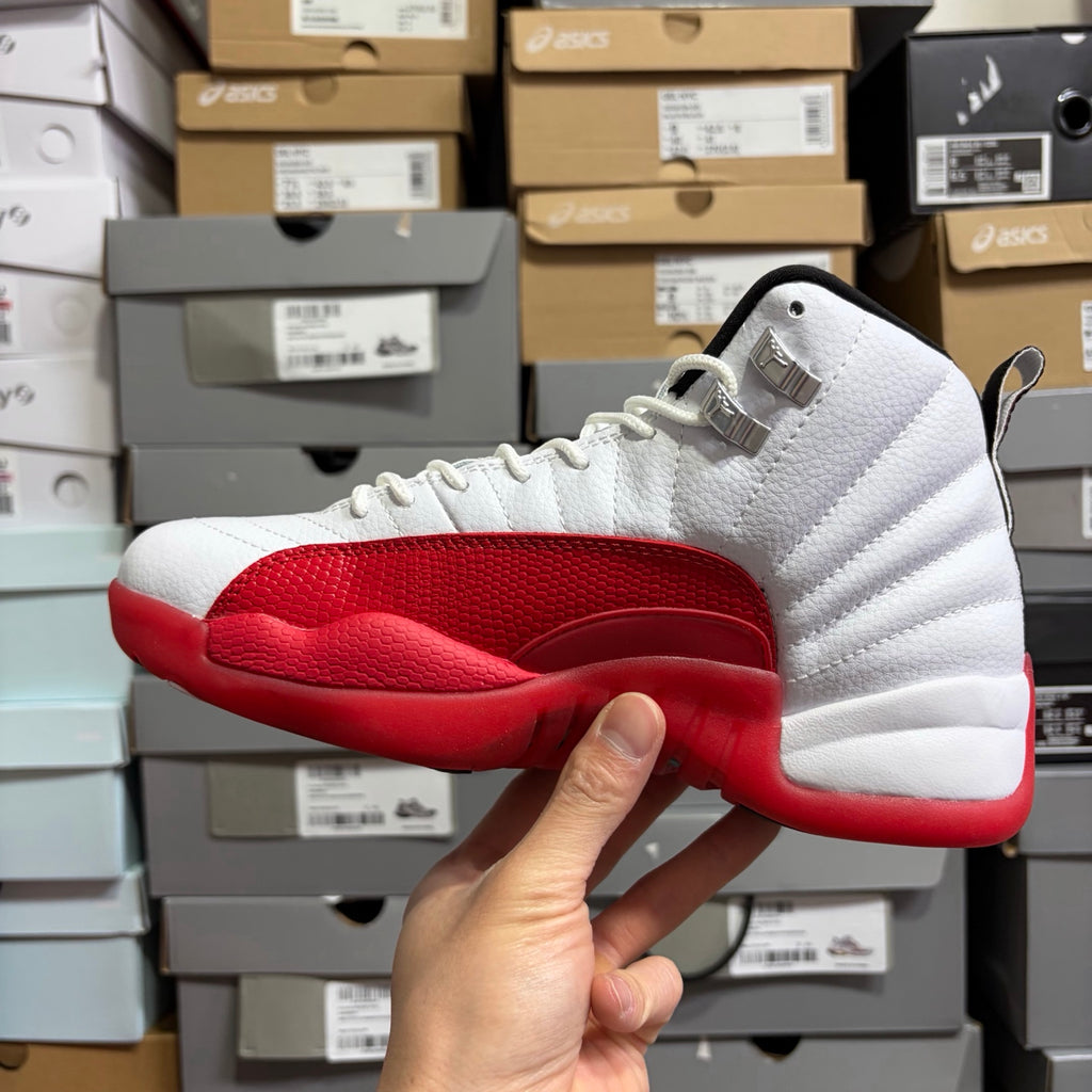 Air Jordan 12 OG 'Cherry' 1997