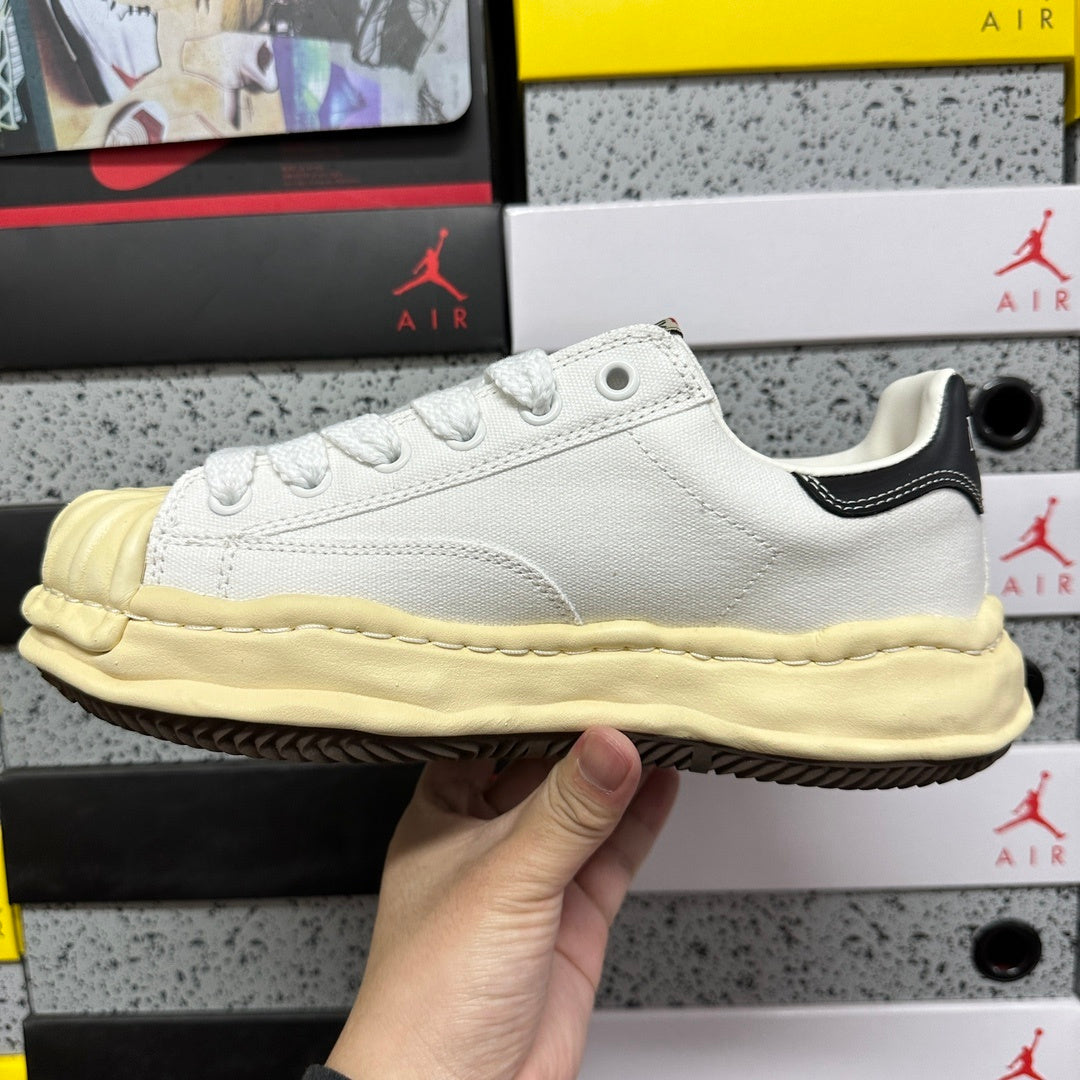 Maison Mihara Yasuhiro Blakey OG Sole Vintage Canvas Low 'White'