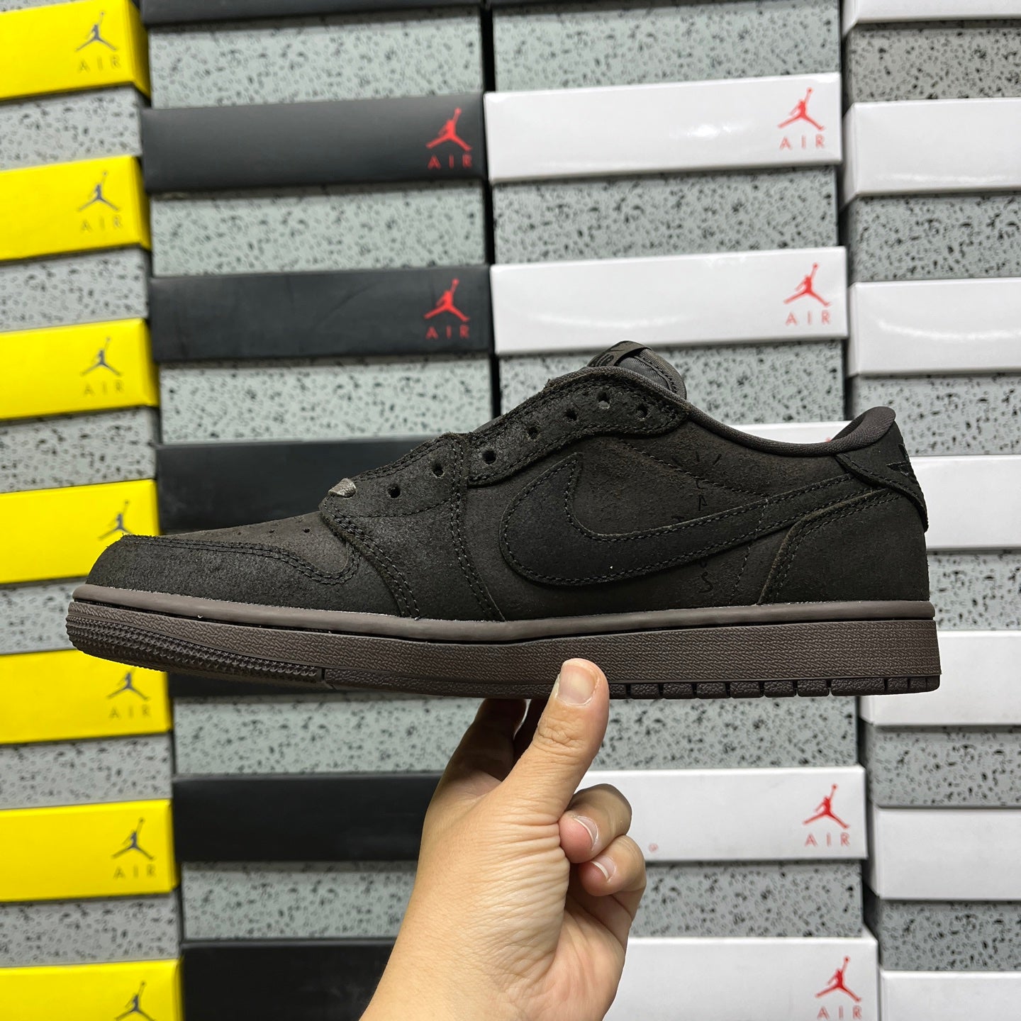 Air Jordan 1 Retro Low OG SP Travis Scott Velvet Brown
