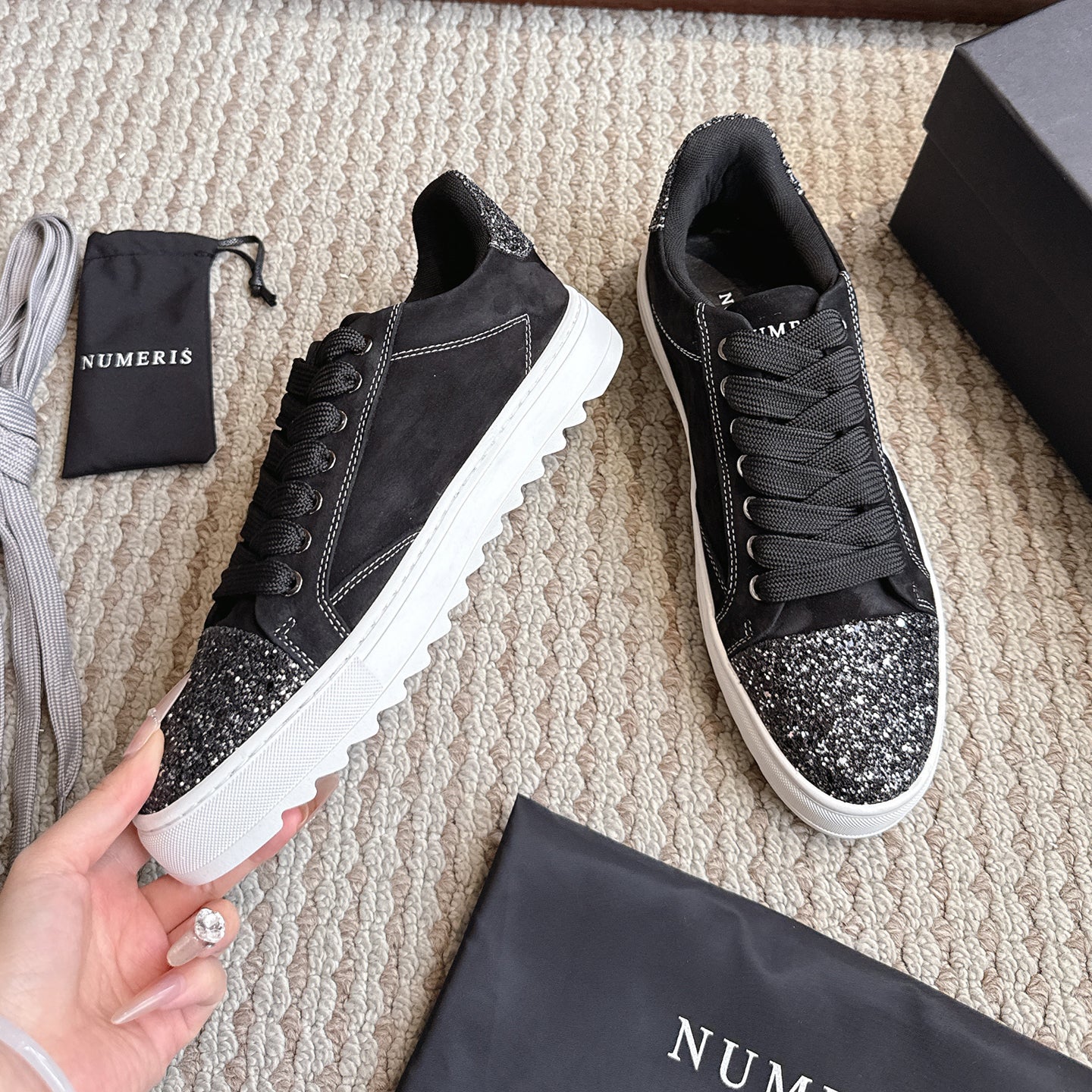 Numeris Atelier 'Crystal Black'