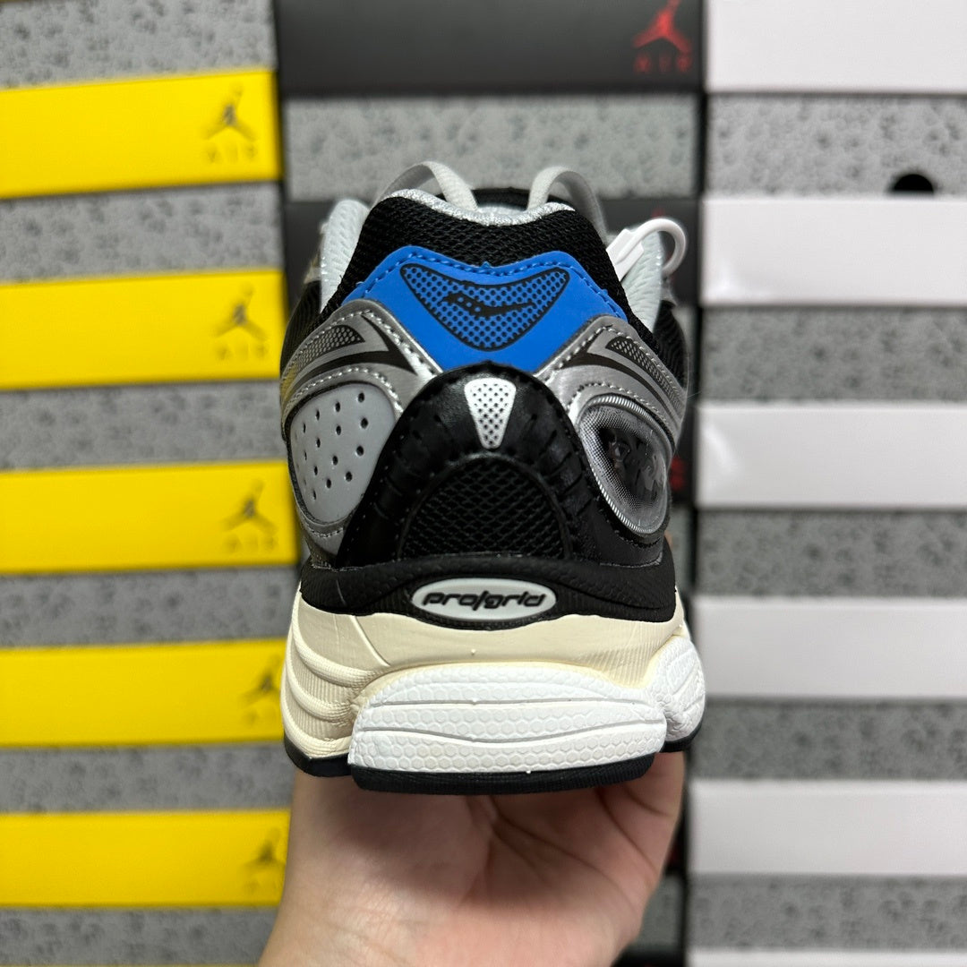 Saucony Progrid Omni 9 'Disrupt Pack'