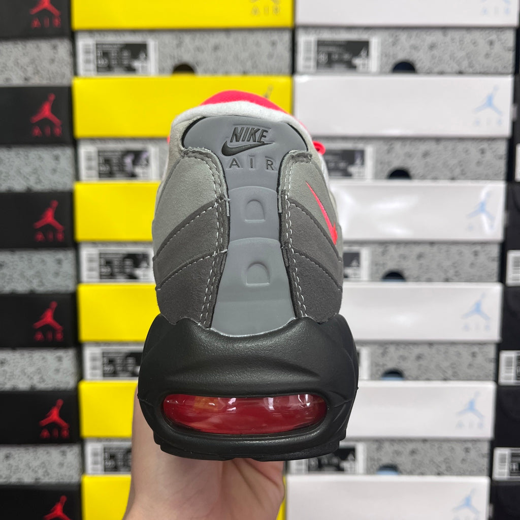 Air Max 95 OG Solar Red