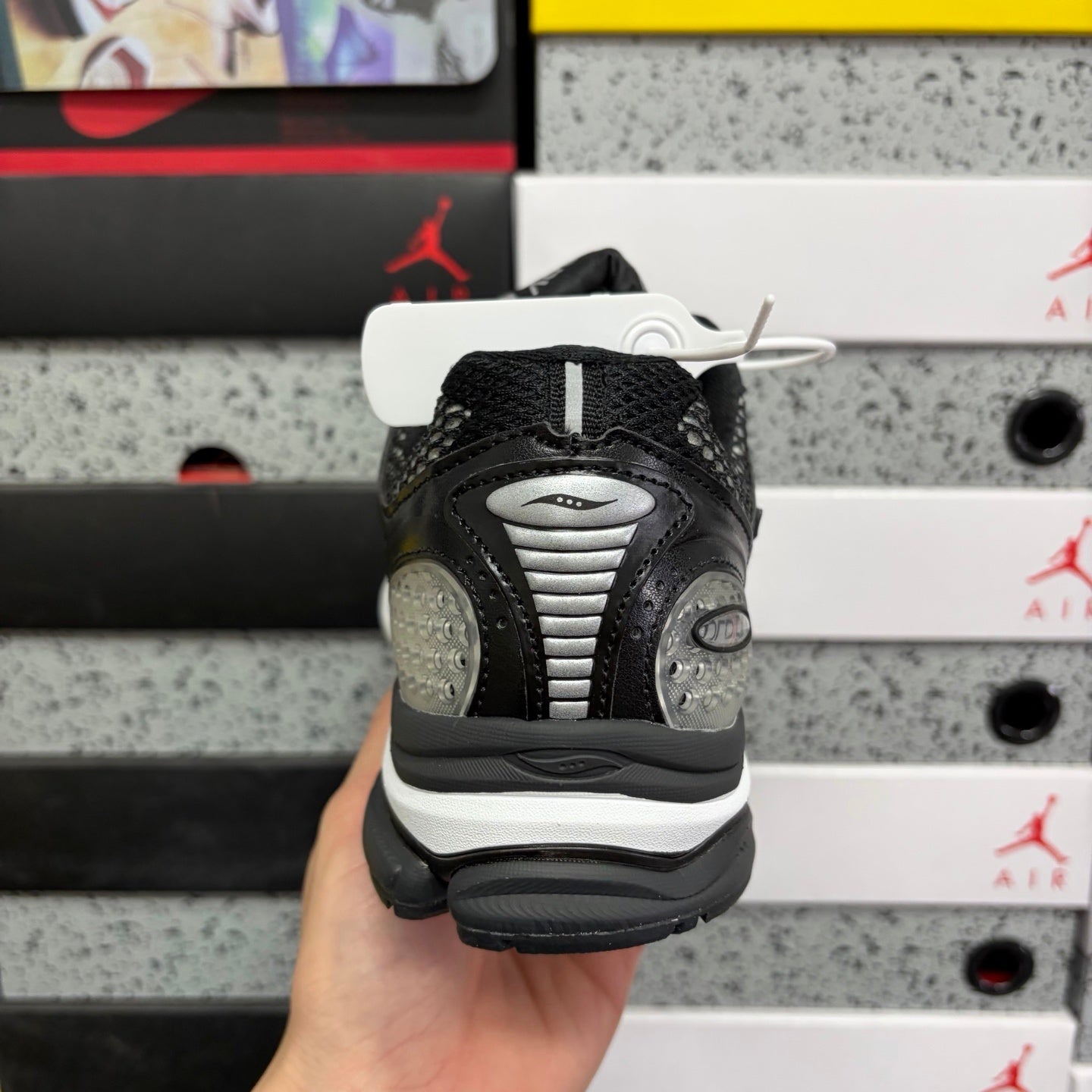 Saucony ProGrid Triumph 4 'Black'