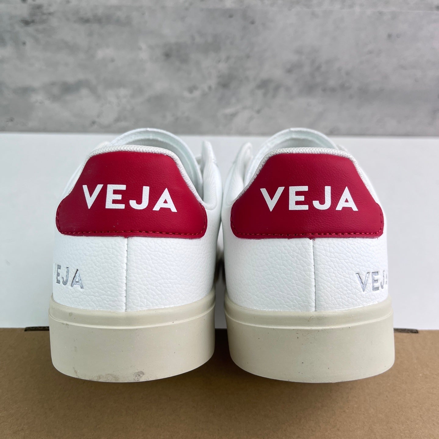 Veja Campo Low Chromefree 'White Red'