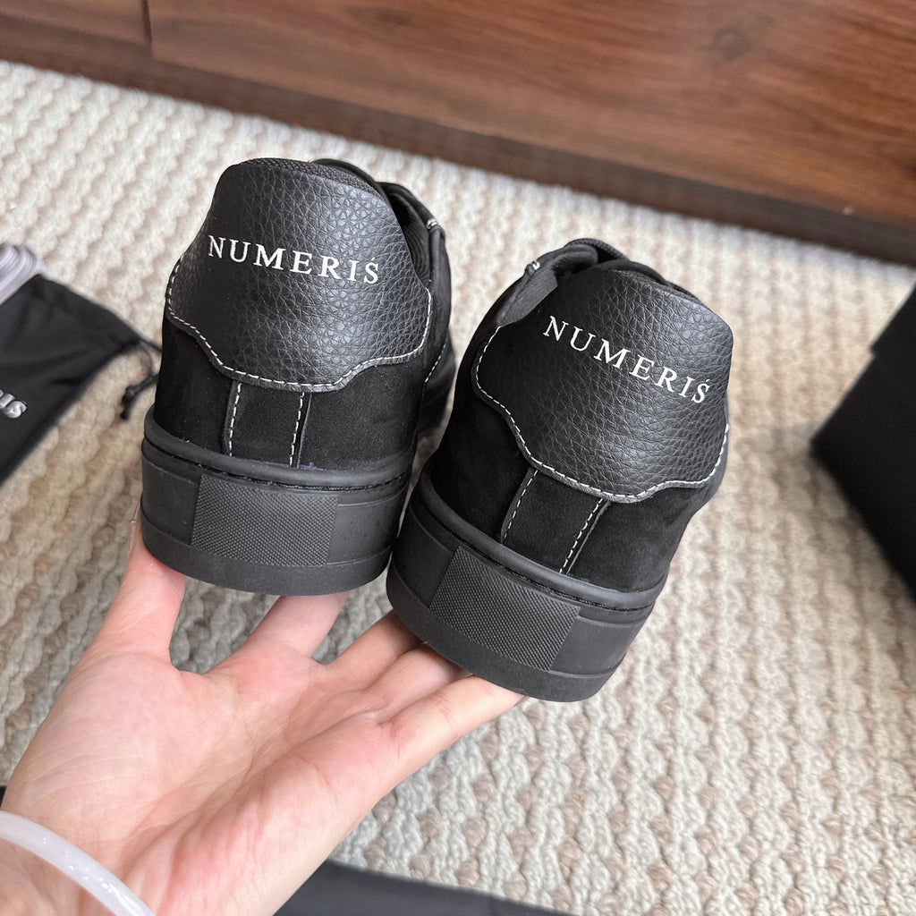 Numeris Atelier 'Carbon Black'