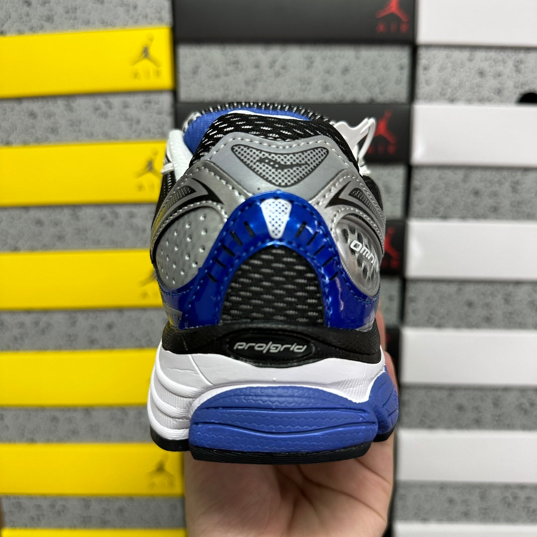 Saucony Progrid Omni 9 OG 'White Silver Blue'