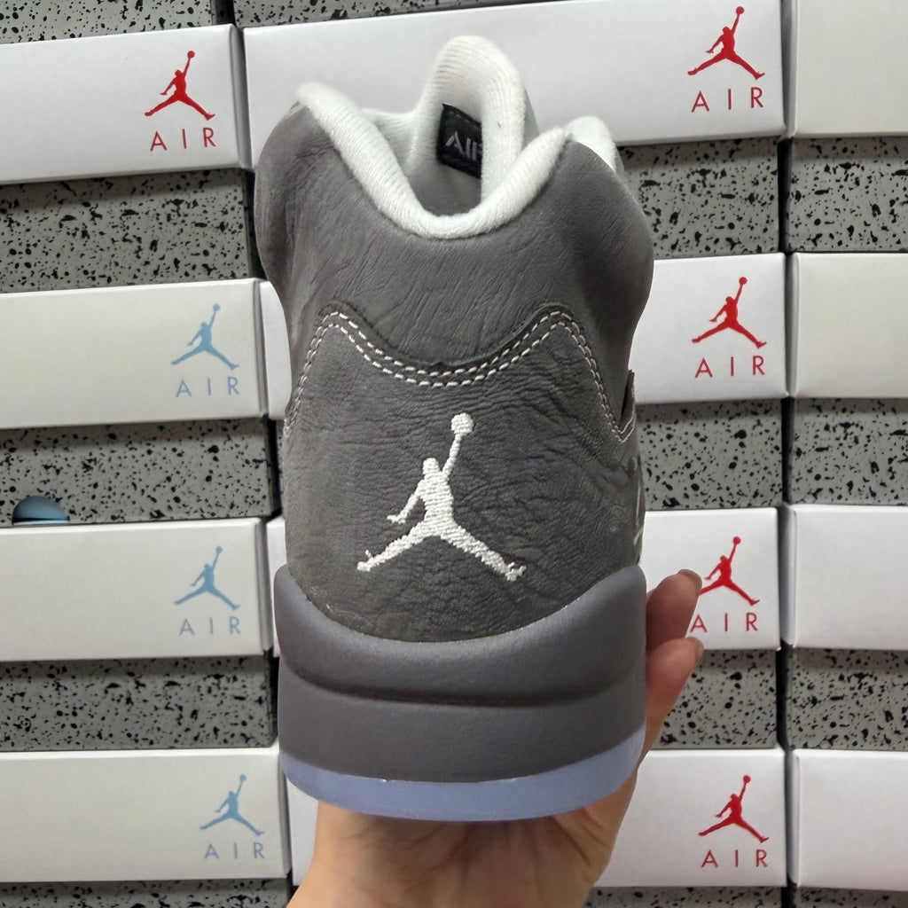 Air Jordan 5 Retro 'Wolf Grey' 2026