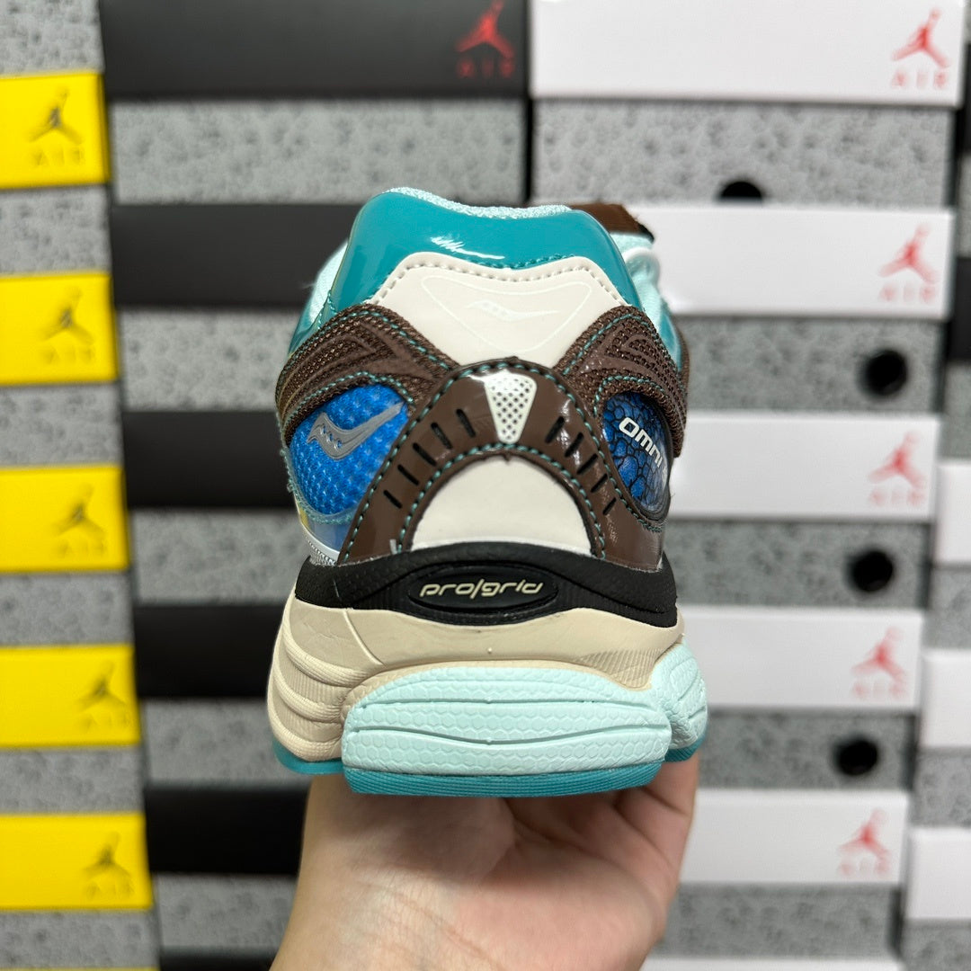 Footpatrol x Saucony ProGrid Omni 9 'Blue Brown'