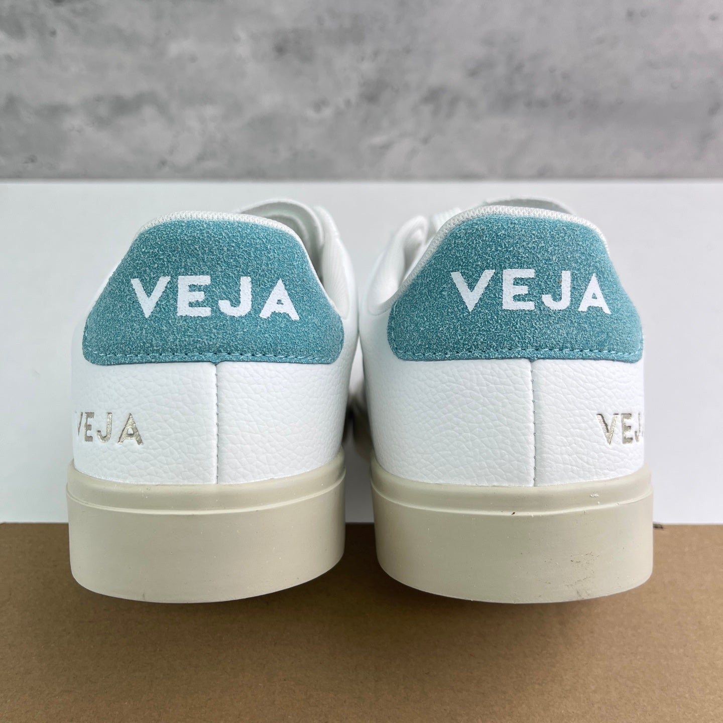Veja Campo Low Chromefree 'White California'