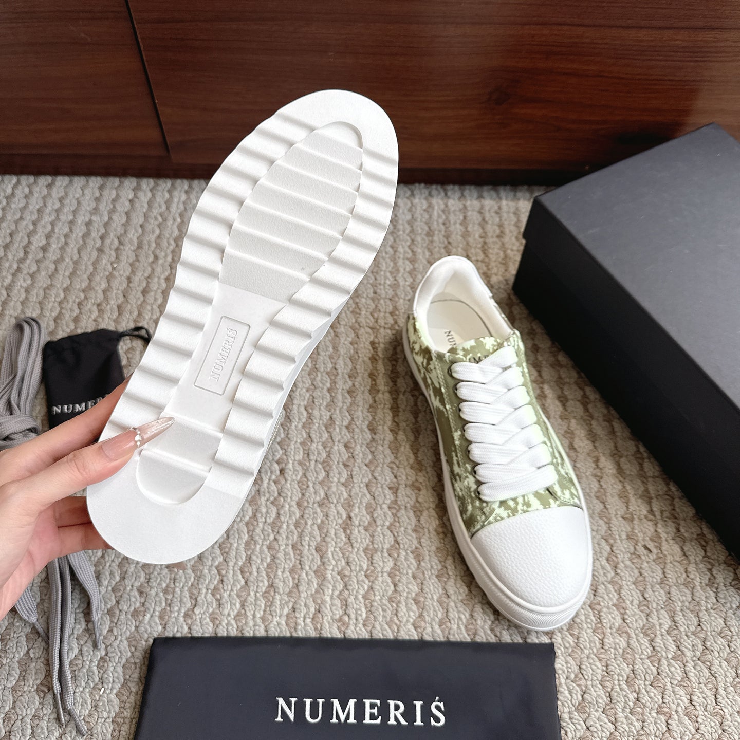 Numeris Atelier 'Olive'
