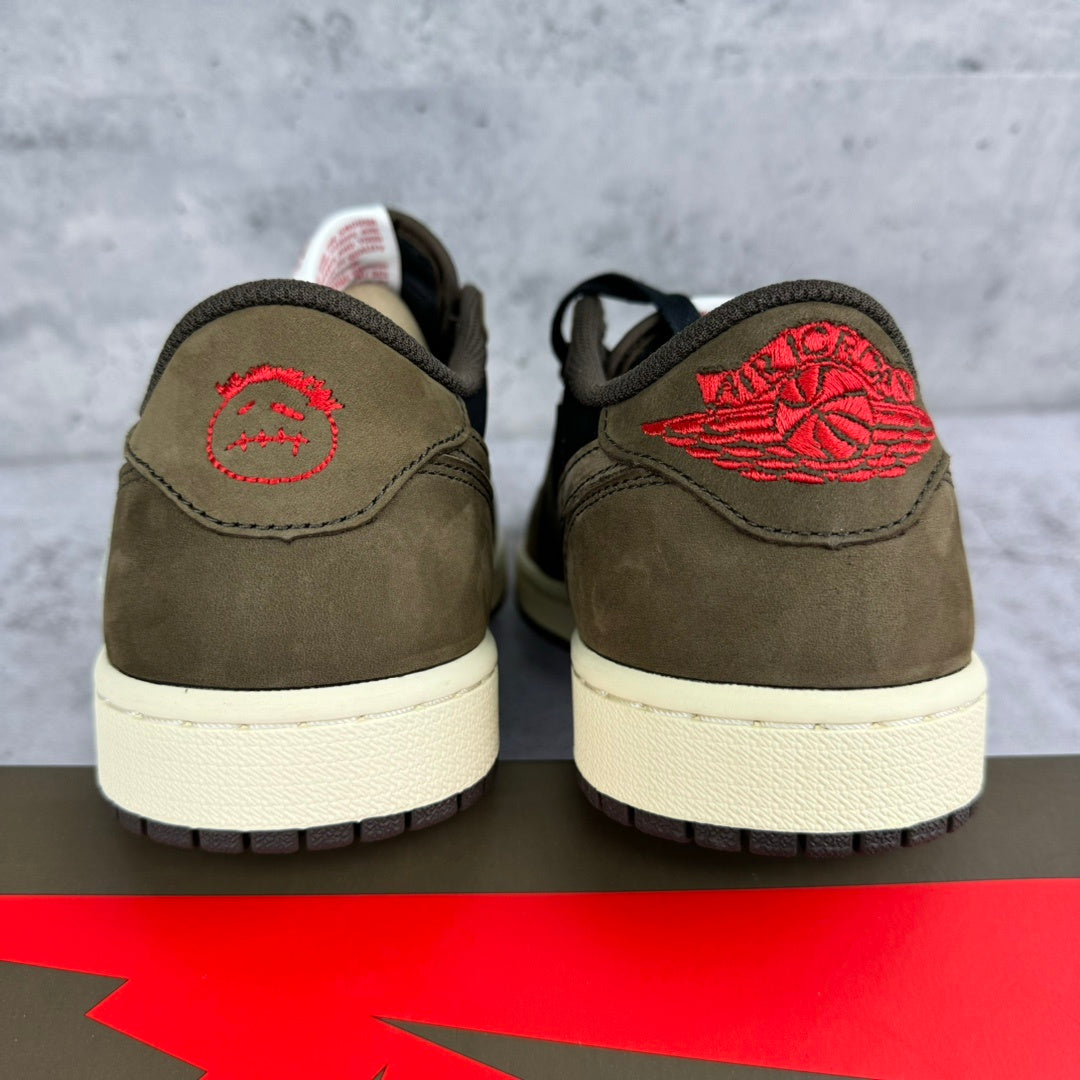 Air Jordan 1 Retro Low OG SP Travis Scott