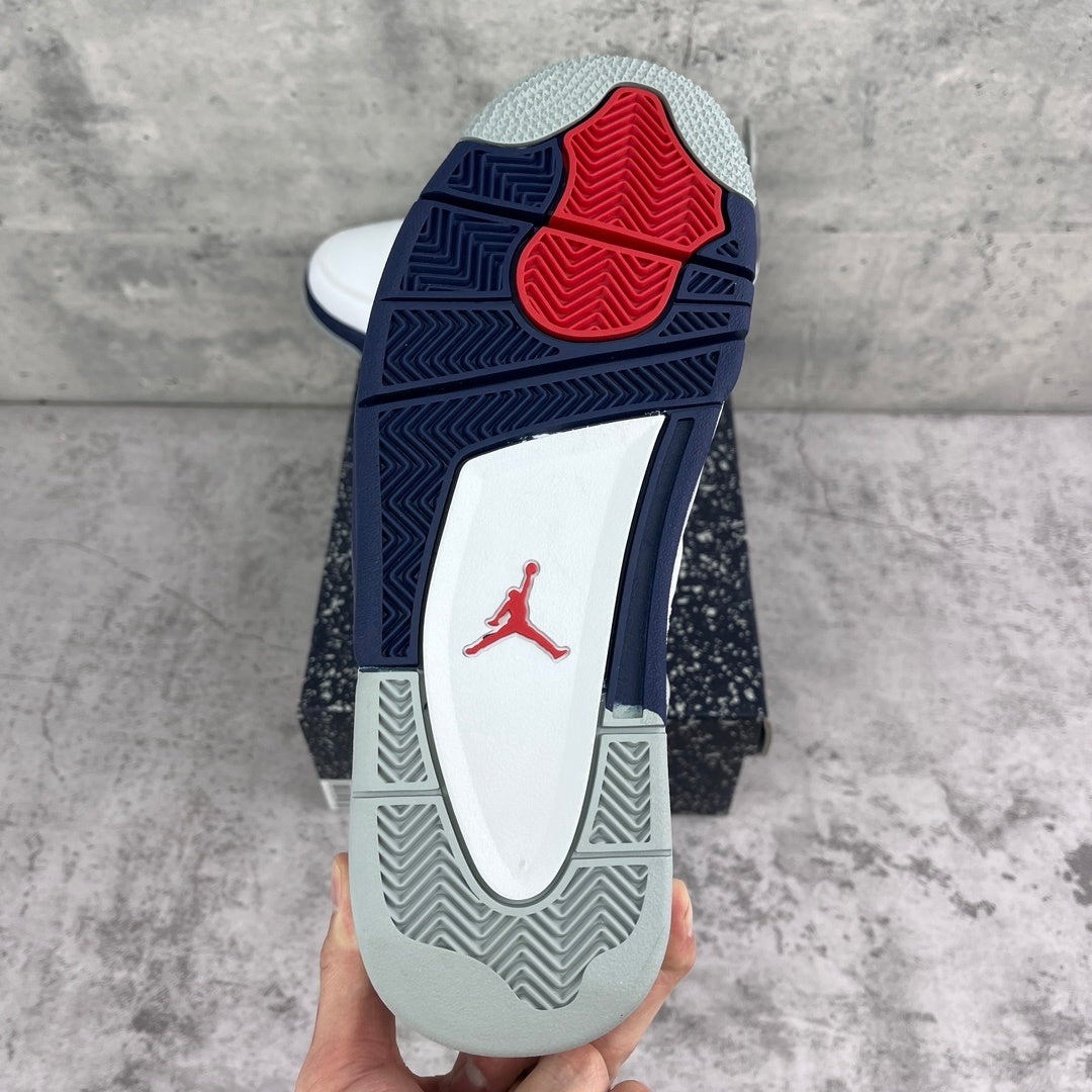 Air Jordan 4 Retro 'Midnight Navy'