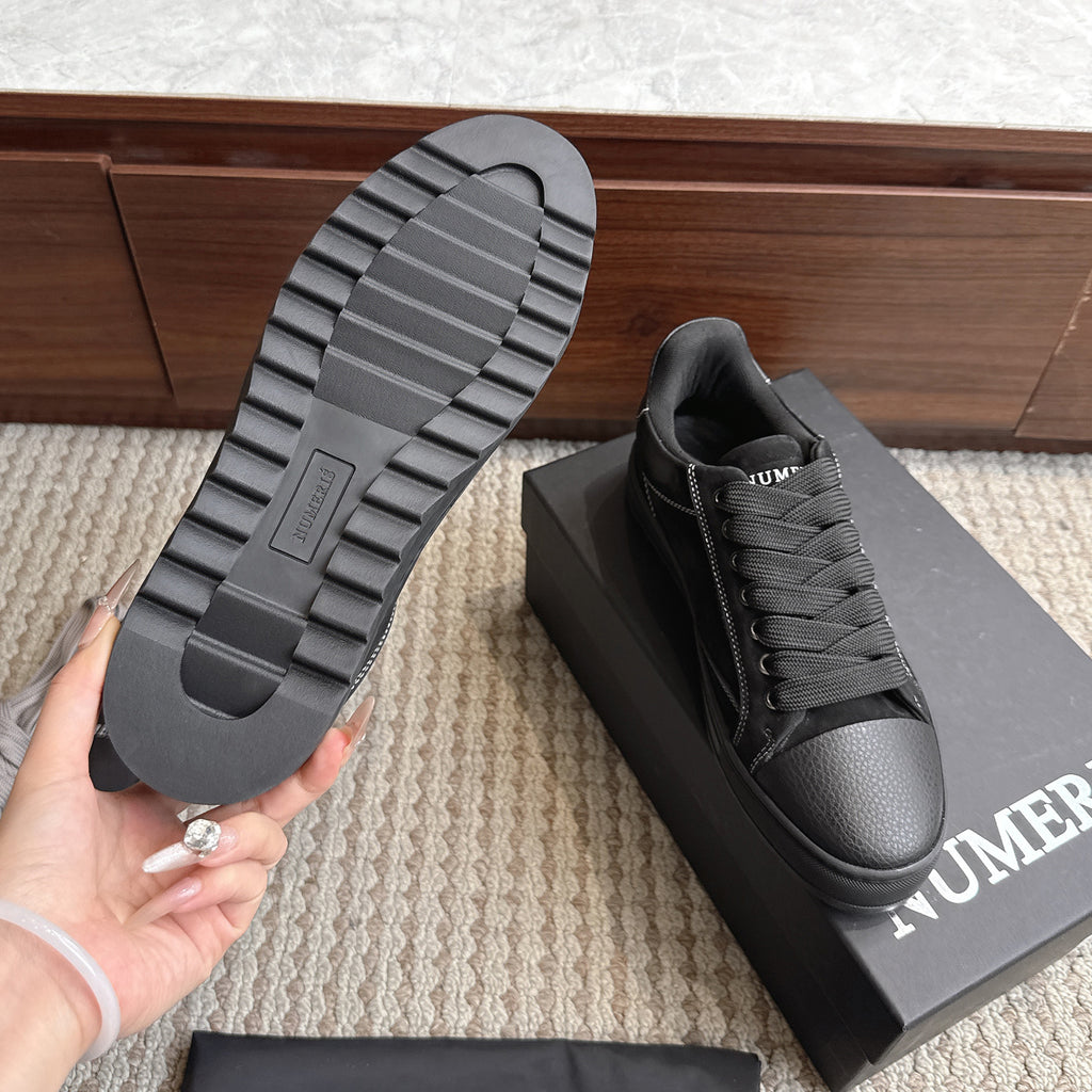Numeris Atelier 'Carbon Black'