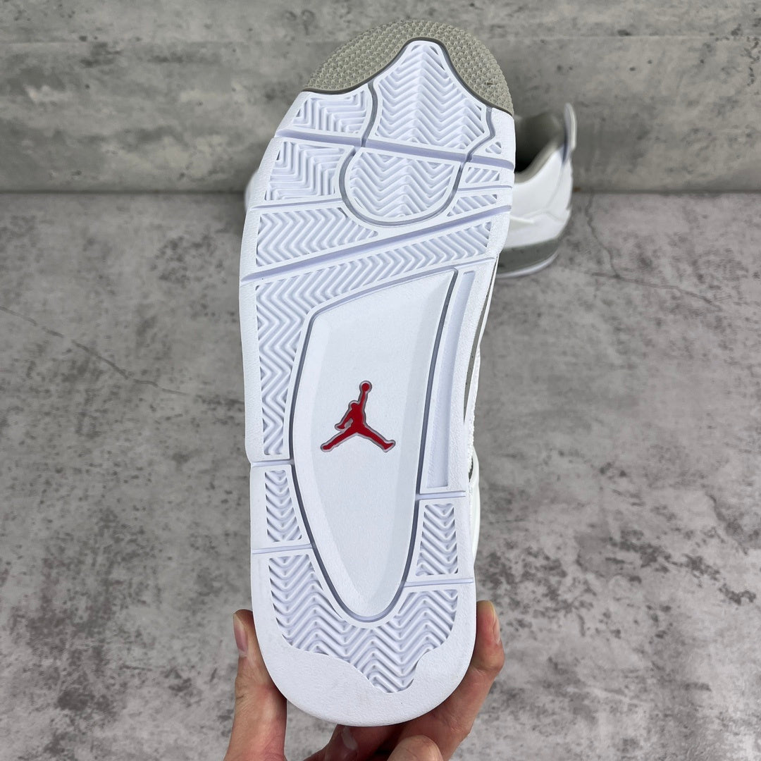 Air Jordan 4 Retro 'White Oreo'
