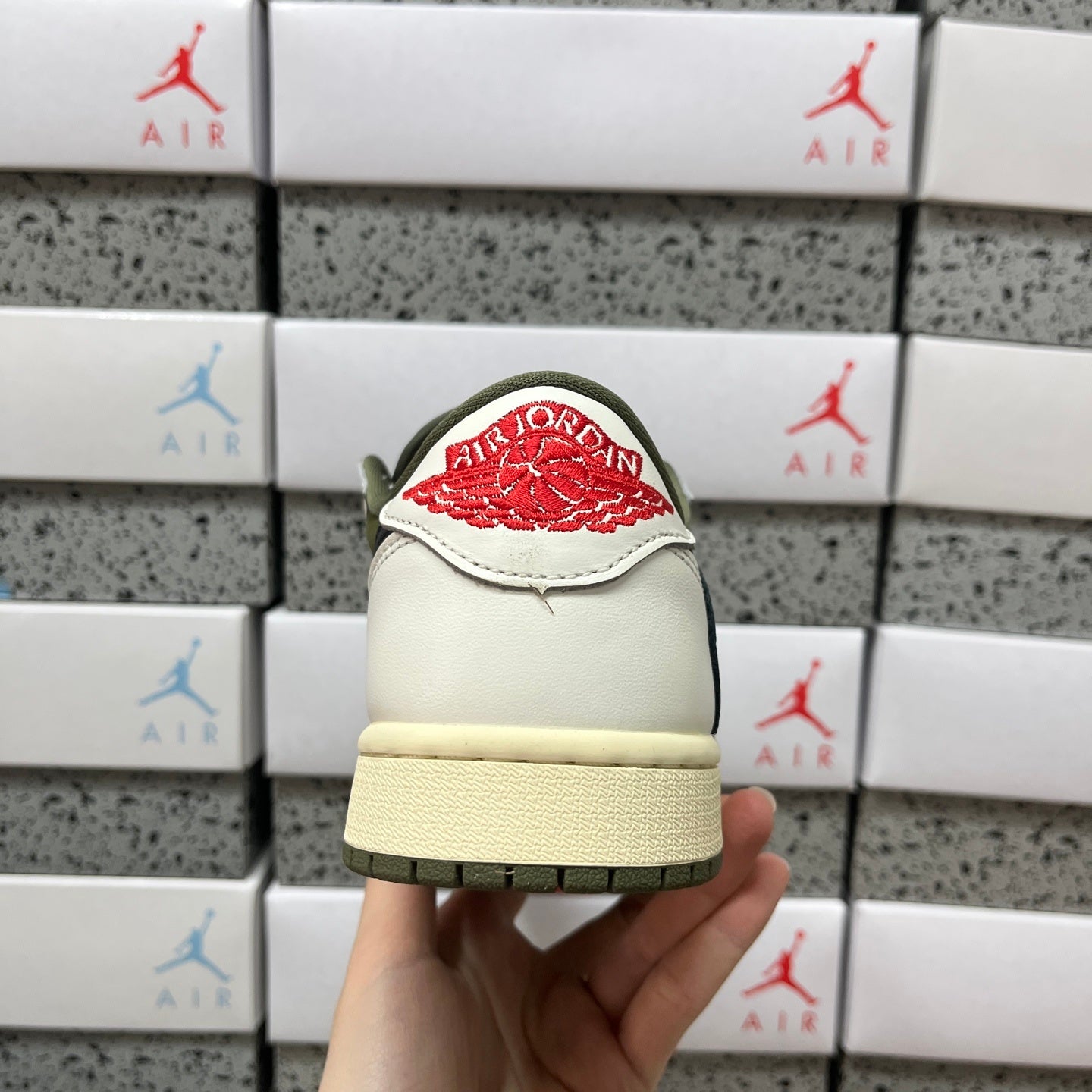 Air Jordan 1 Low Travis Scott Medium Reverse Olive