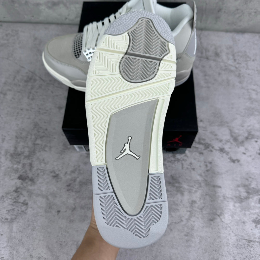 Wmns Air Jordan 4 Retro 'Frozen Moments'
