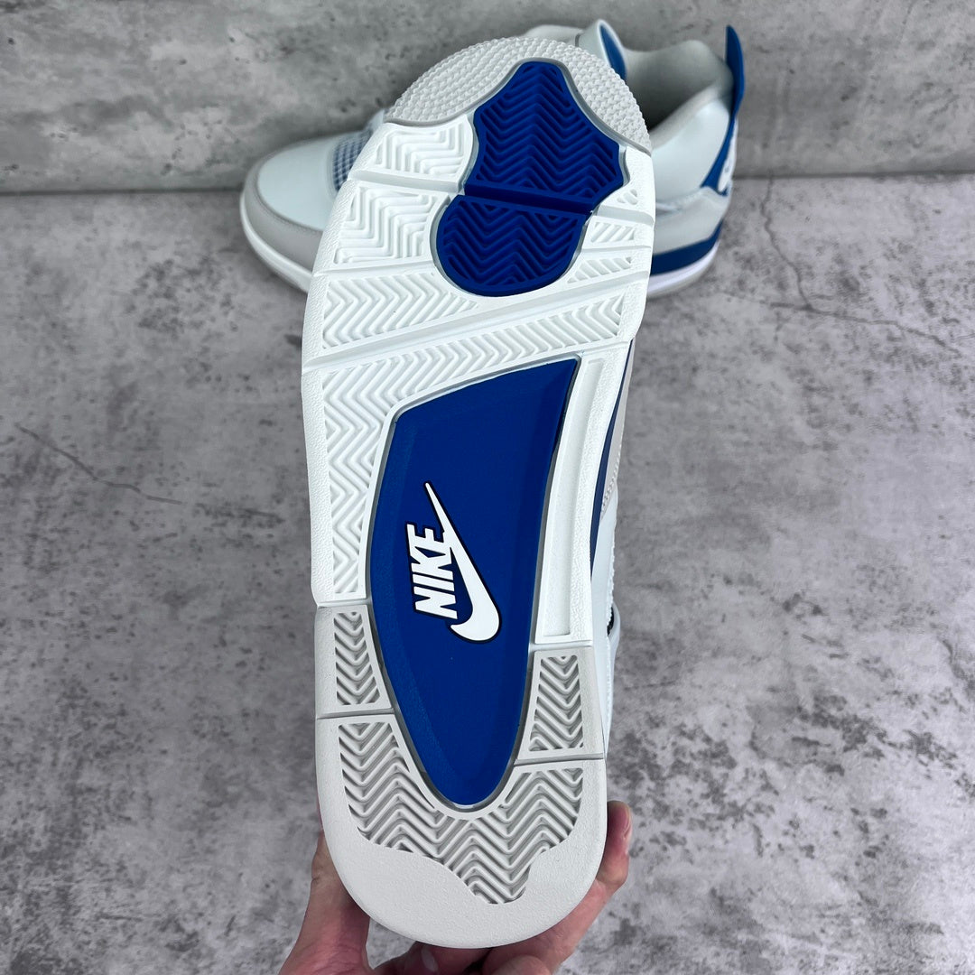 Air Jordan 4 Retro 'Military Blue' 2024