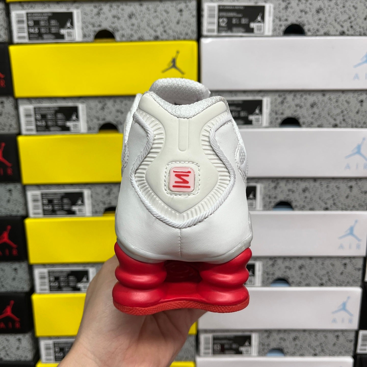 Nike Wmns Shox TL 'Platinum Tint Gym Red'