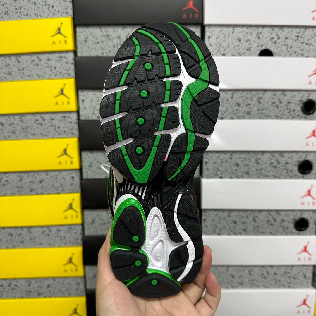 Saucony Progrid Omni 9 OG 'Green Silver'