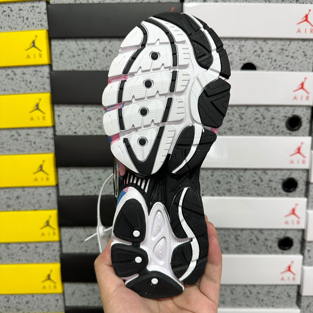 Callen Schaub x Saucony Progrid Omni 9 'Artists Series Pack'