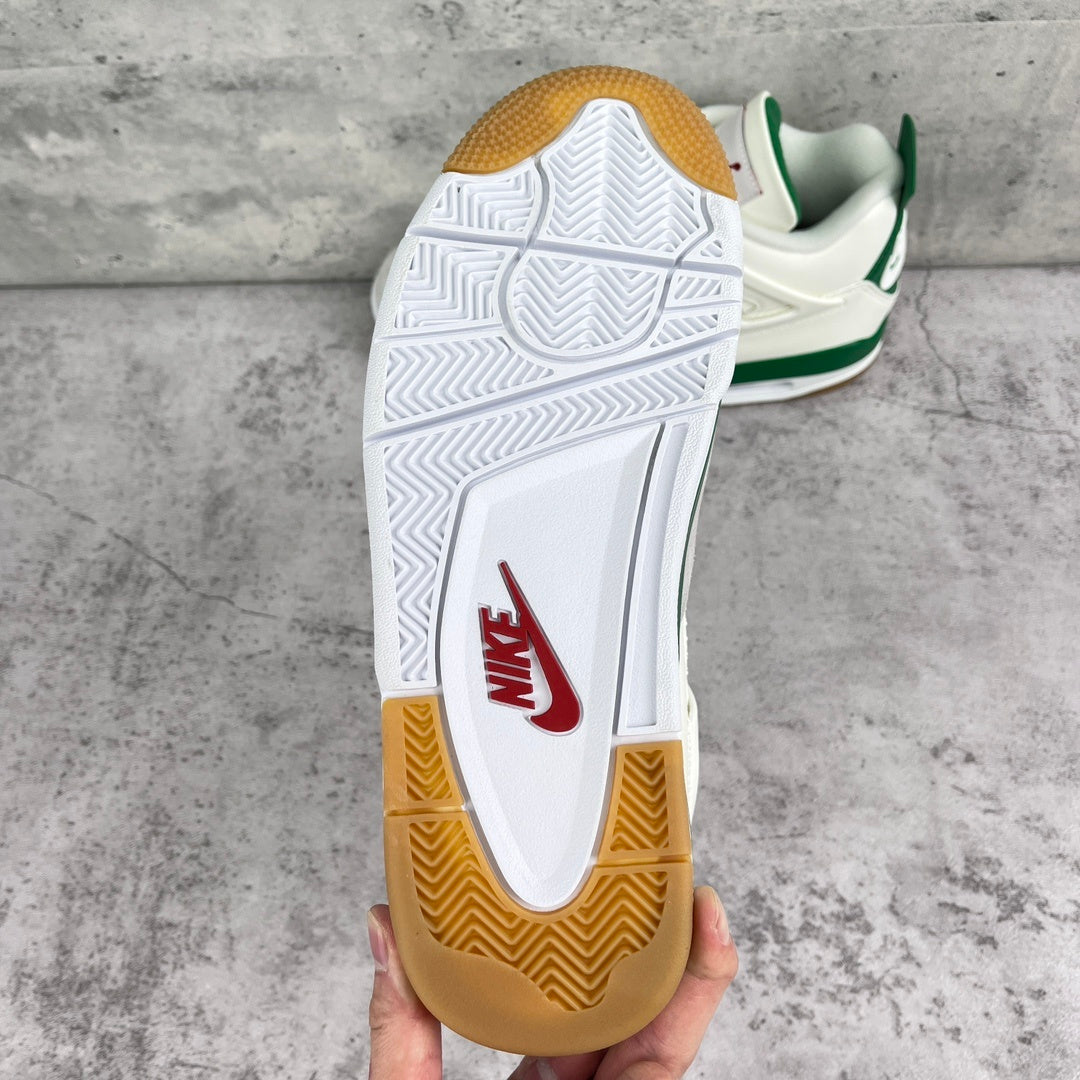 Nike SB x Air Jordan 4 Retro SP 'Pine Green'