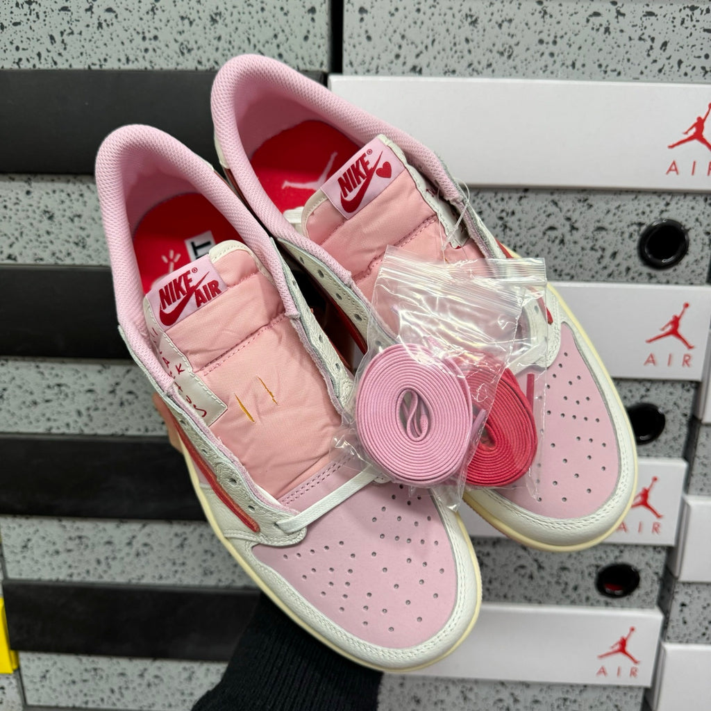 Jordan 1 Low Tropical Pink X Travis Scott