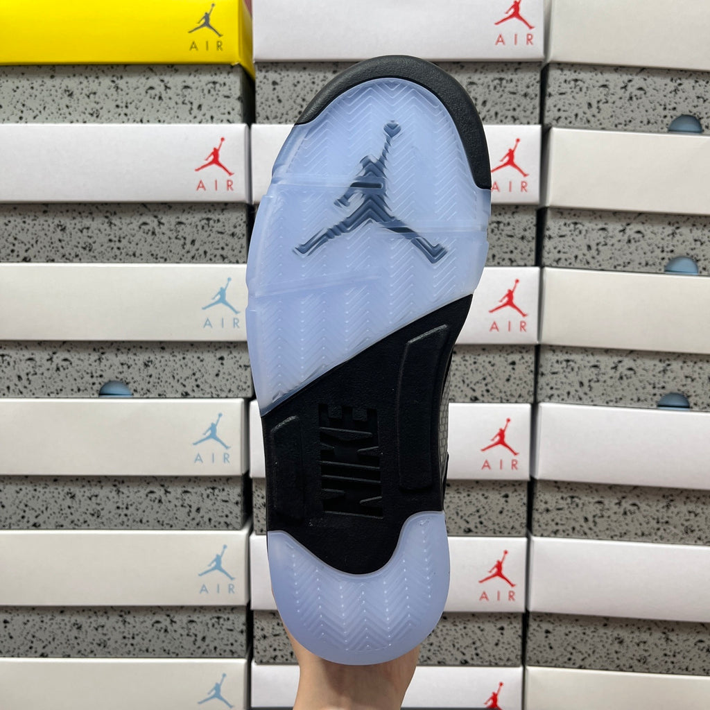 Air Jordan 5 Retro OG 'Black Metallic Reimagined'