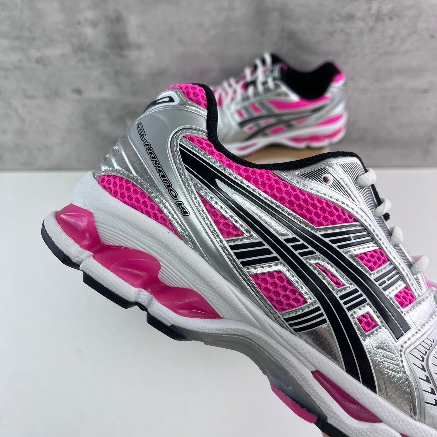 Asics Gel Kayano 14 'Pink Glow'