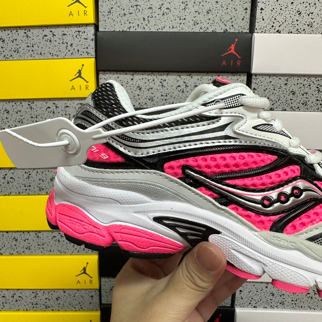 Saucony ProGrid Omni 9 Big Kid 'Fuchsia Iridescent'