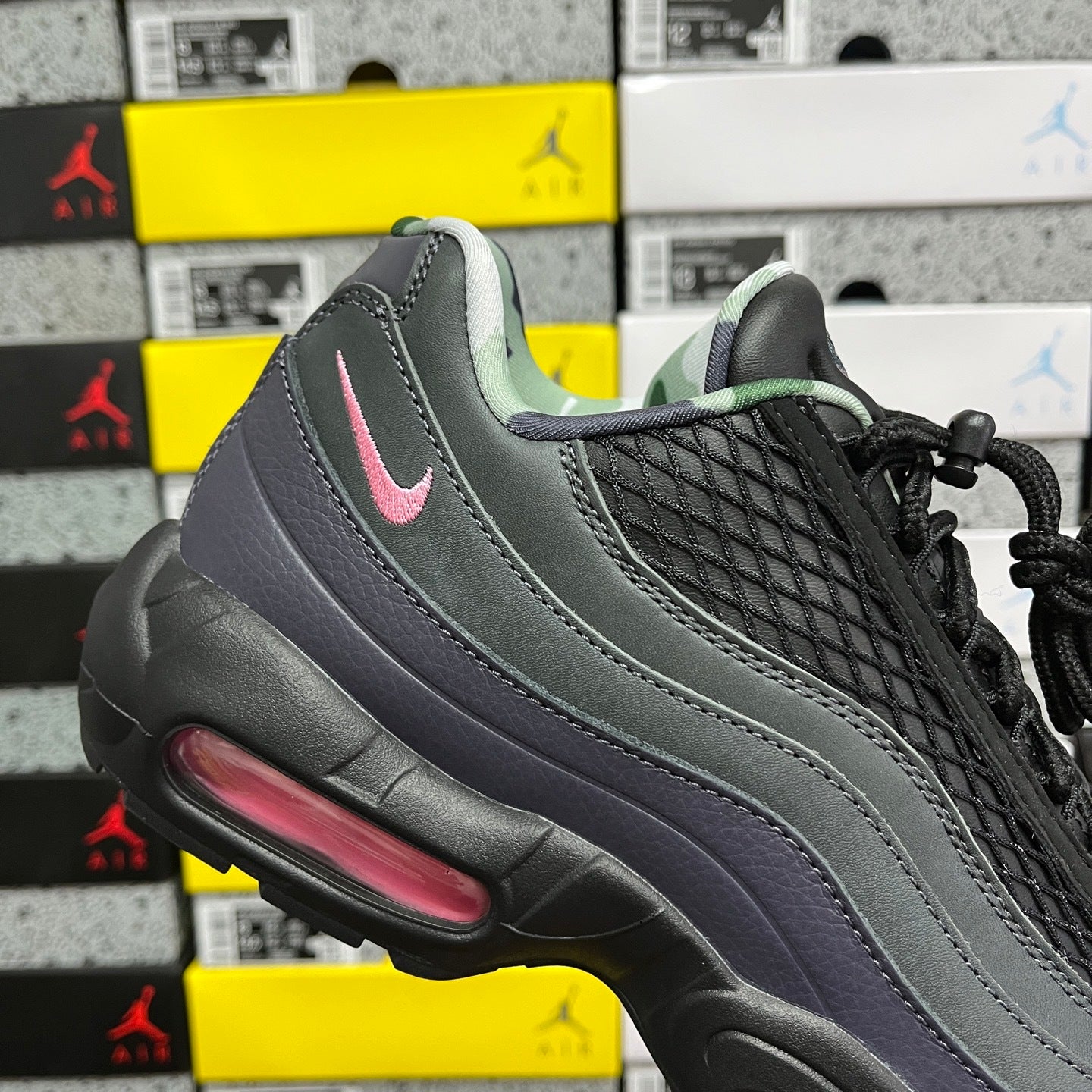 Corteiz x Nike Air Max 95 SP 'Rules the World - Pink Beam'