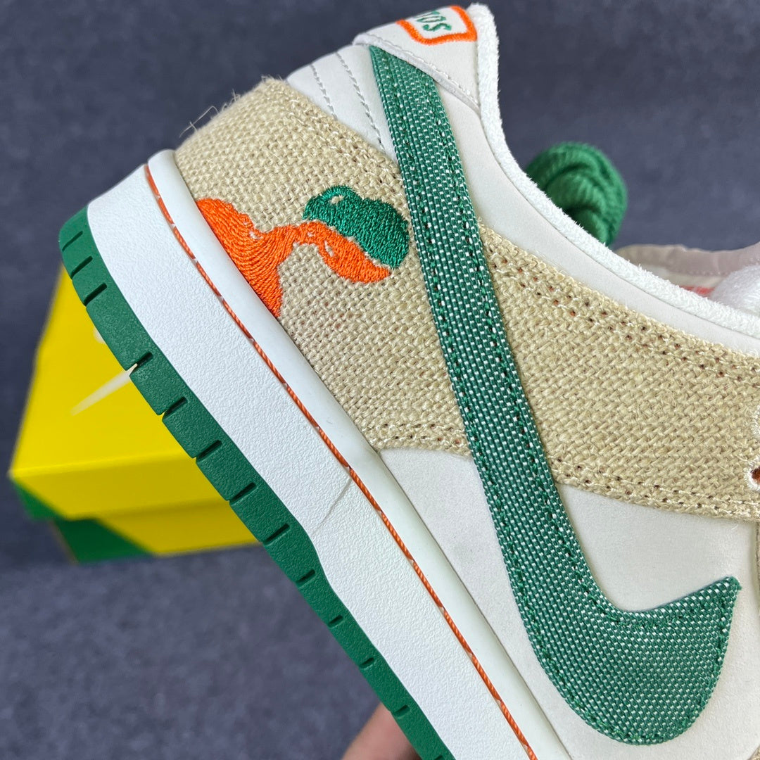 Jarritos x Nike Dunk Low SB