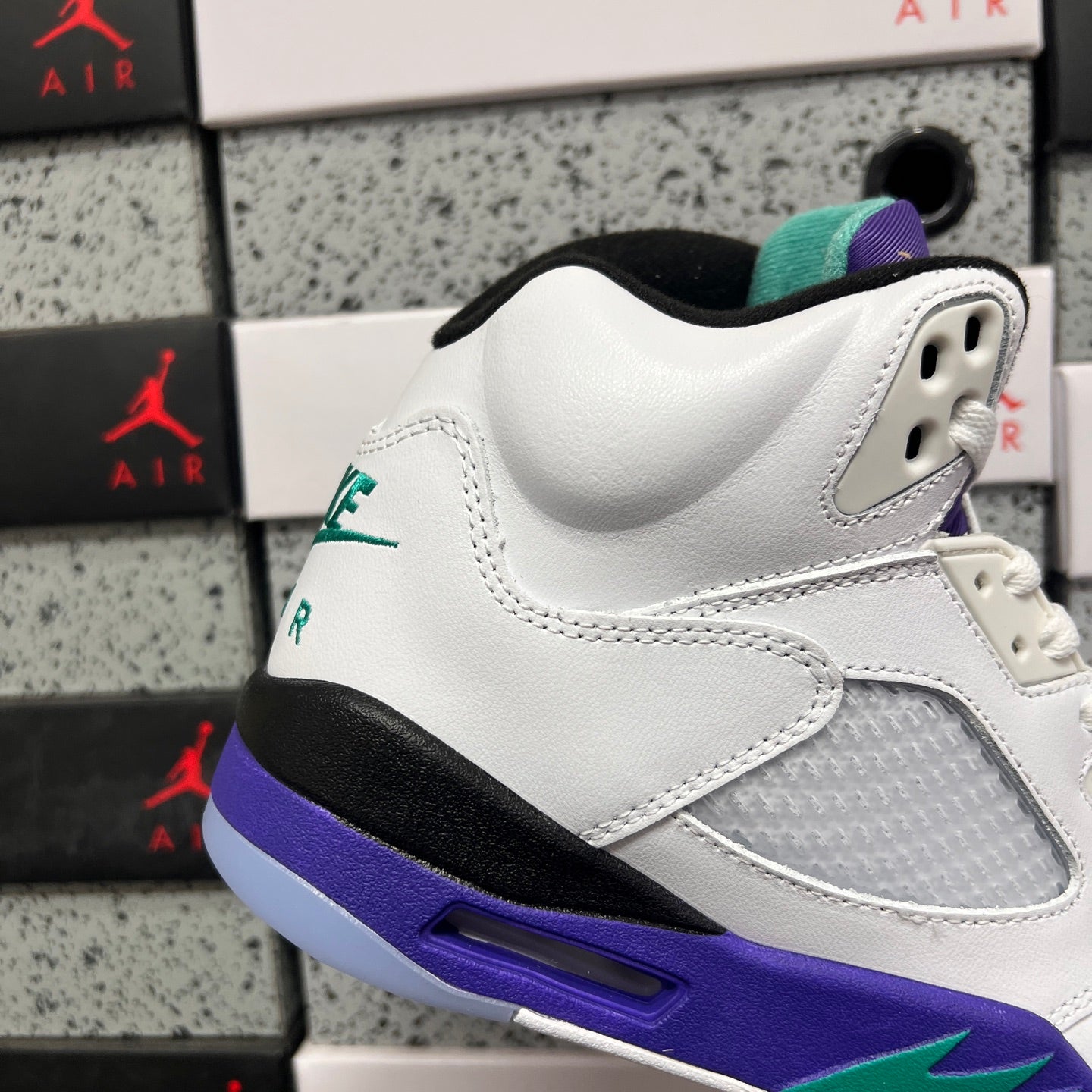 Air Jordan 5 Retro 'Grape' 2025