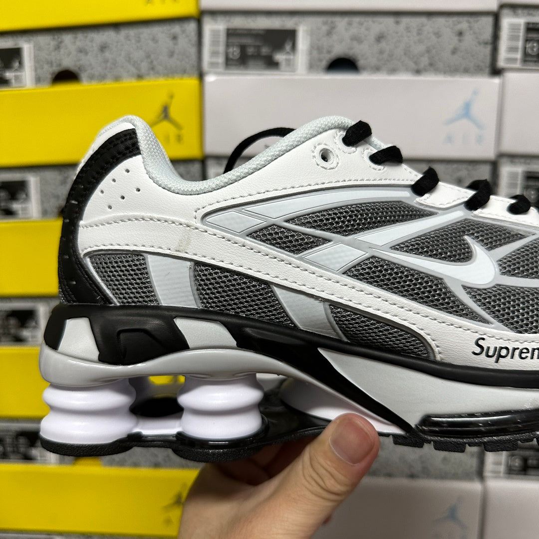 SUPREME x Nike Shox Ride 2 SP White Grey