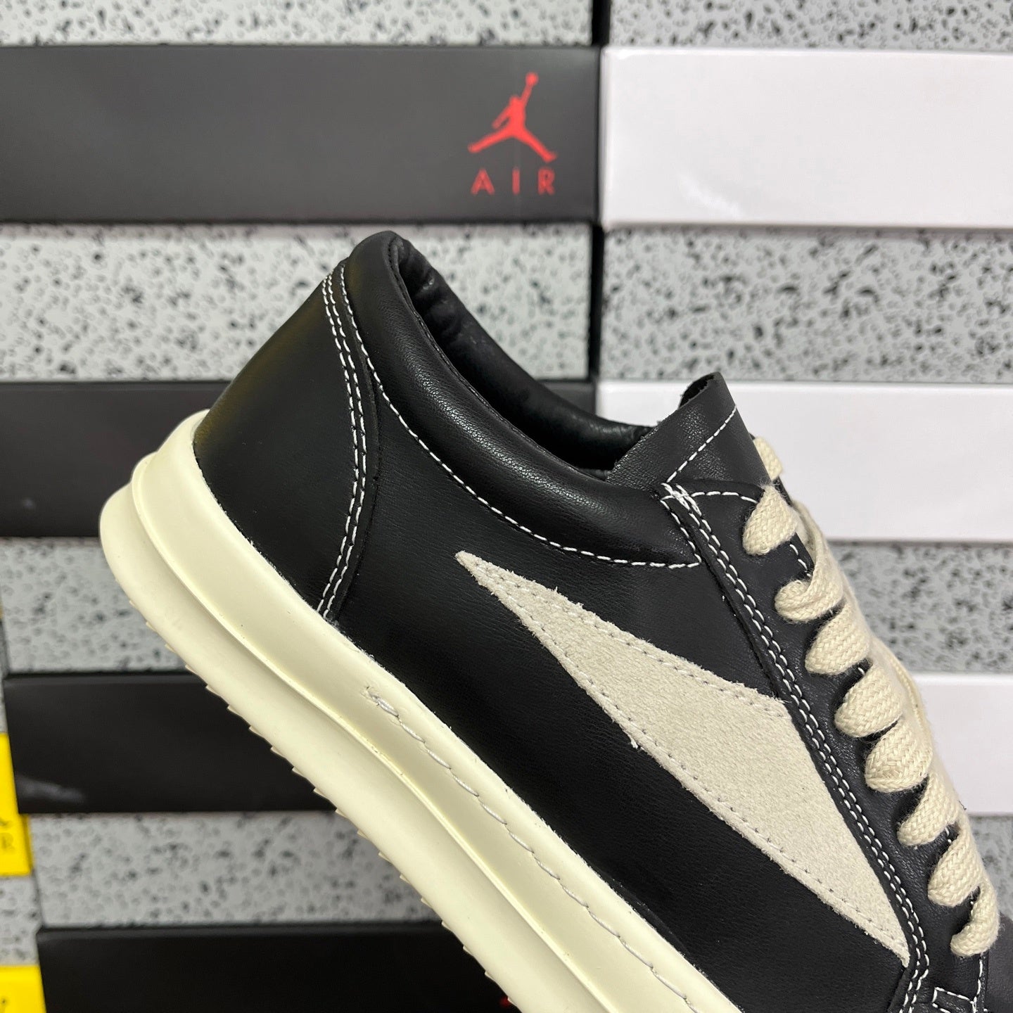Rick Owens Wmns Lido Vintage Low 'Black Milk'