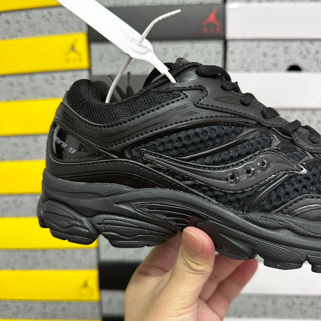 Saucony ProGrid Omni 9 'Armor Pack - Black'