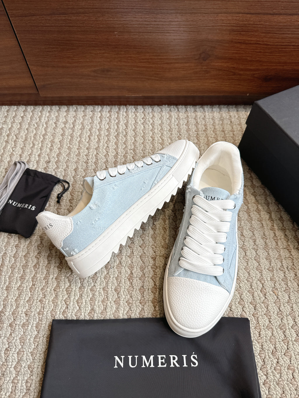 Numeris Atelier 'Chalk Blue'