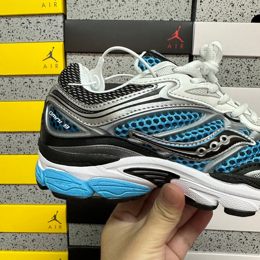 Saucony Progrid Omni 9 OG 'Royal Silver'