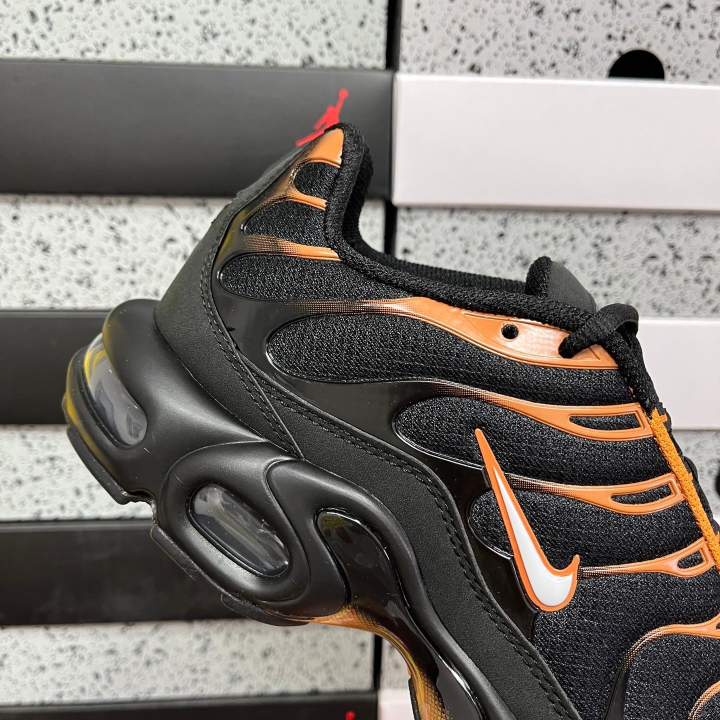 Nike Air Max Plus 'Dark Obsidian Monarch'