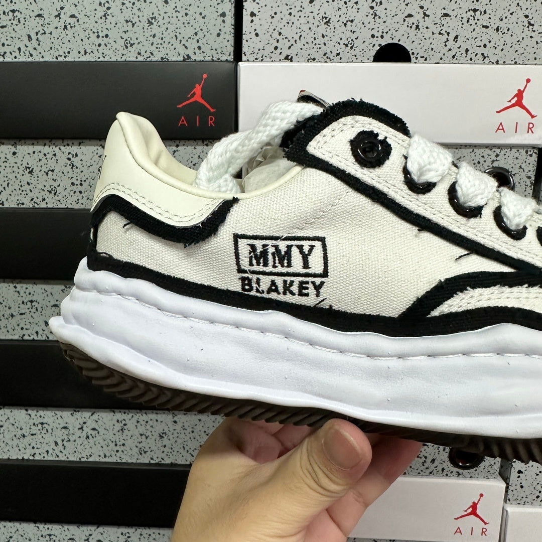 Maison Mihara Yasuhiro Blakey OG Sole Canvas Low-top Sneakers White
